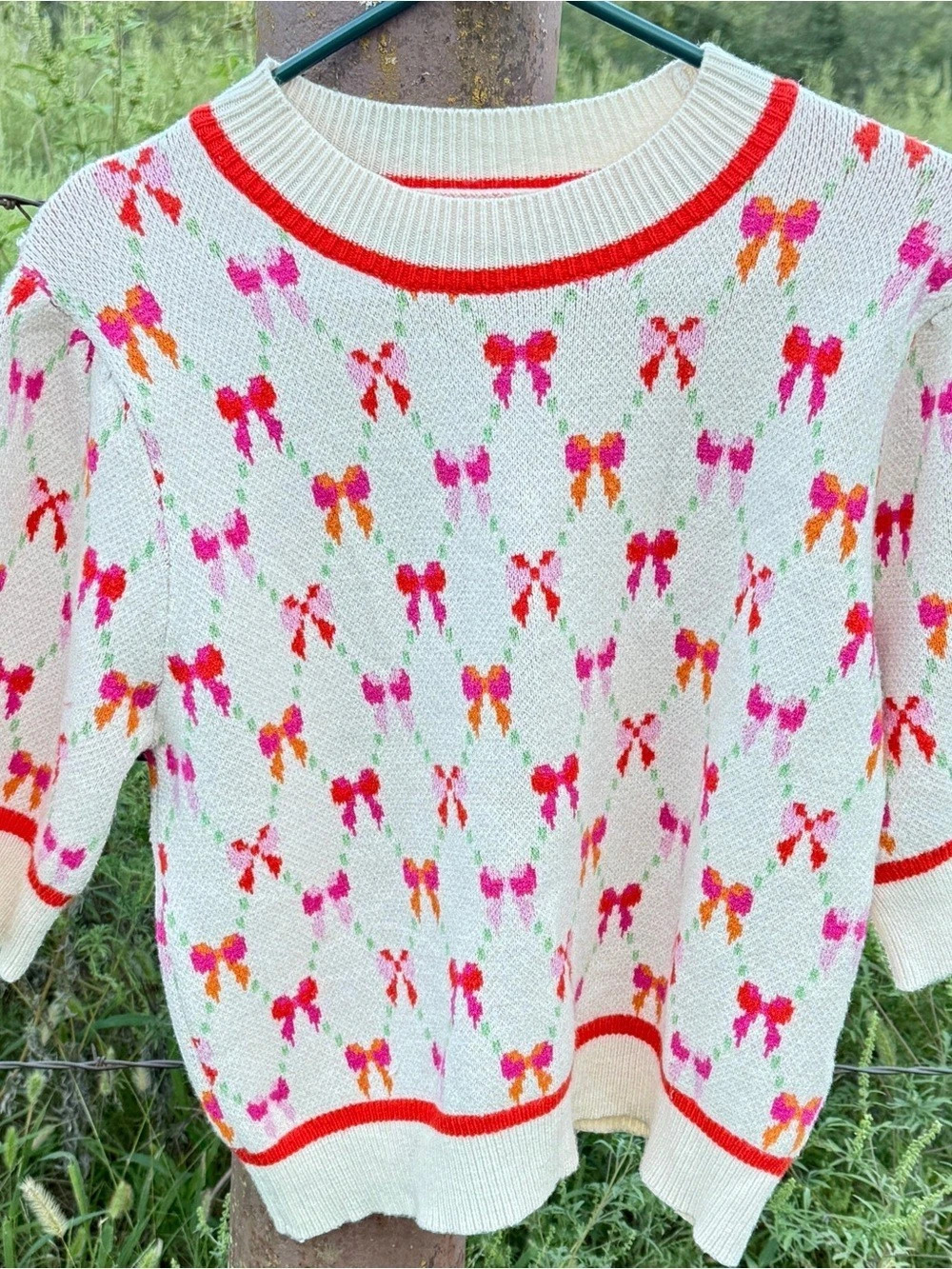 THML Ribbon Bow Print Knit Short Sleeve Sweater White & Pink Medium